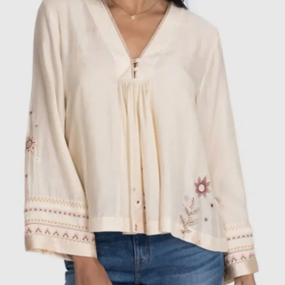 Johnny Was Calme embroidery cream Swing top size medium - Picture 11 of 12